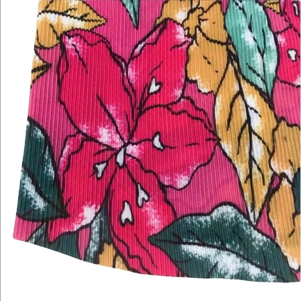 NWOT Anthropologie Maeve Glocester Floral Halter Top
Size Medium - Picture 3 of 9